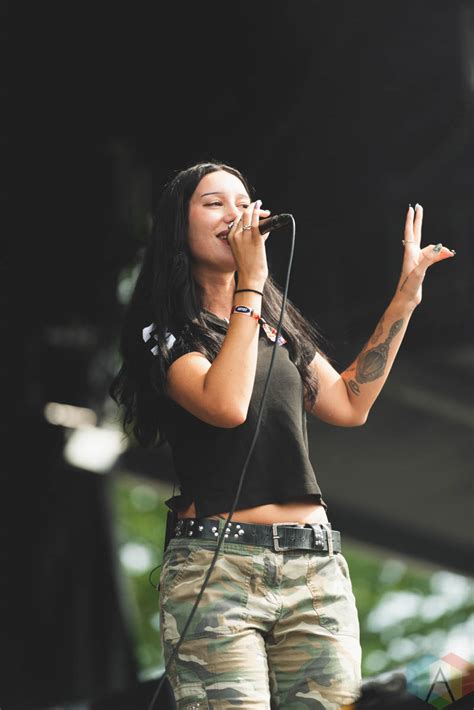 Julia Wolf #19