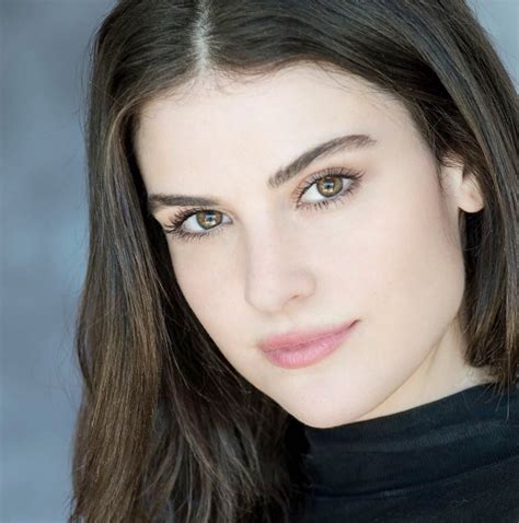 Kayla Raynes
