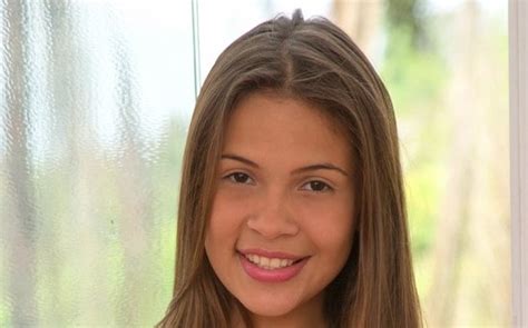Kiara Lorens #12
