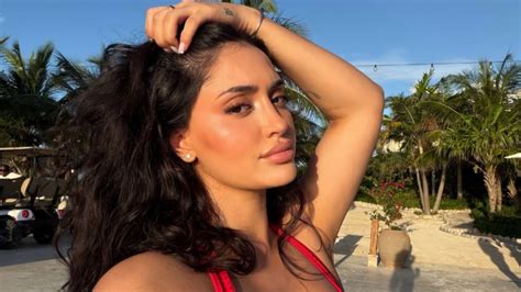 Leah Kateb