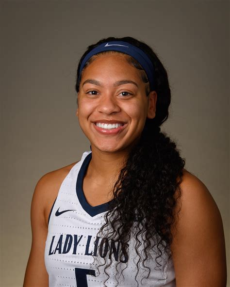 Leilani Kapinus #12