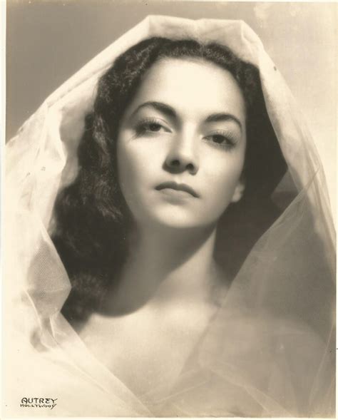 Lillian Molieri #12