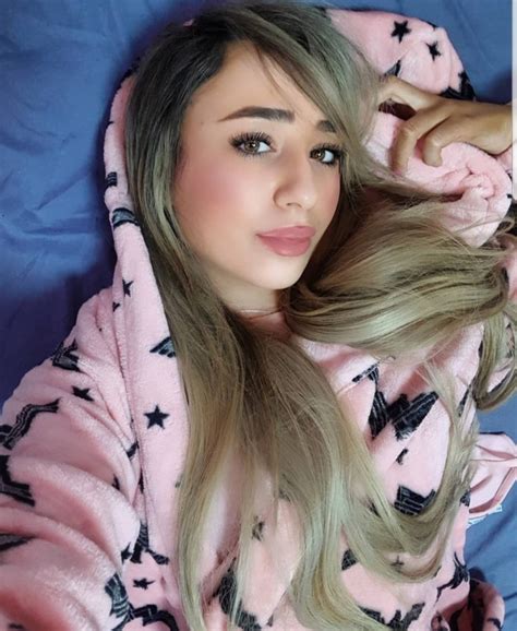 Adrianaa