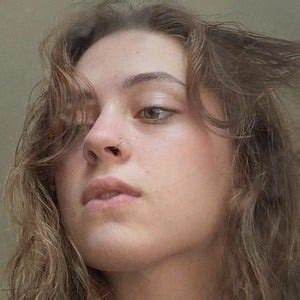 Lizzy McAlpine