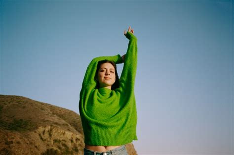 Lizzy McAlpine