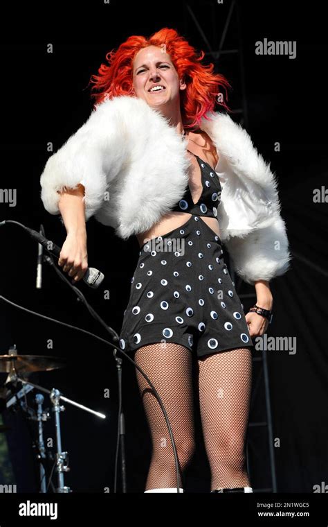 Lizzy Plapinger