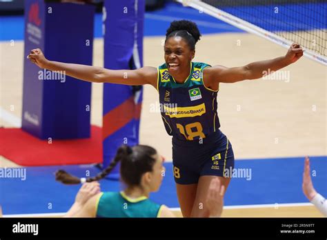 Lorrayna Da Silva #12