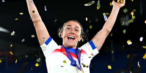Lucy Bronze #12