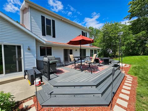 Madison Deck