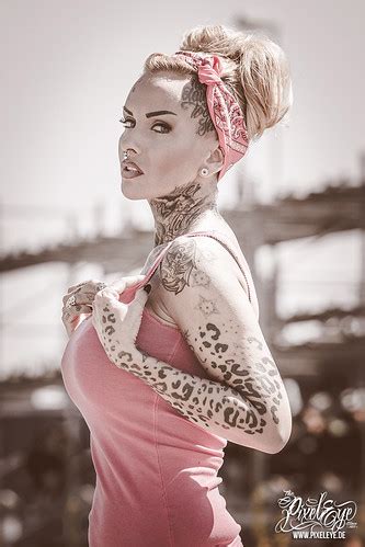 Mallory Van Knox