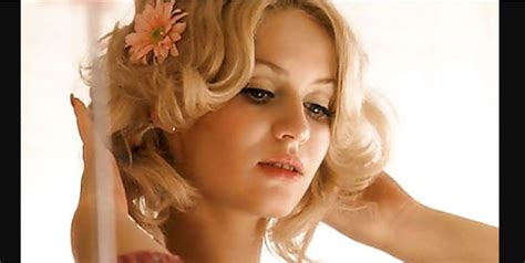 Keira (Busty Britain)