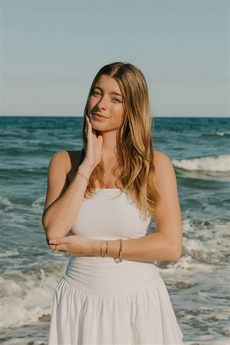 Zoe Samms