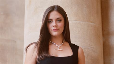 Meg Bellamy #12