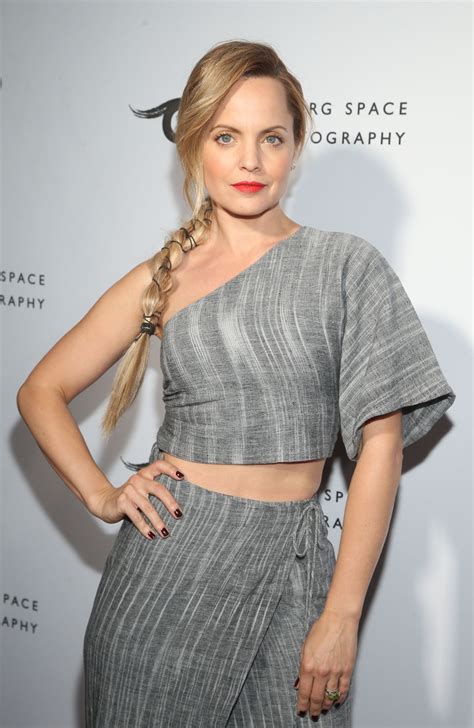 Mena Suvari #10