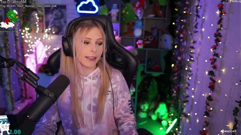 Chloe Blossom (Pin-Up Model)