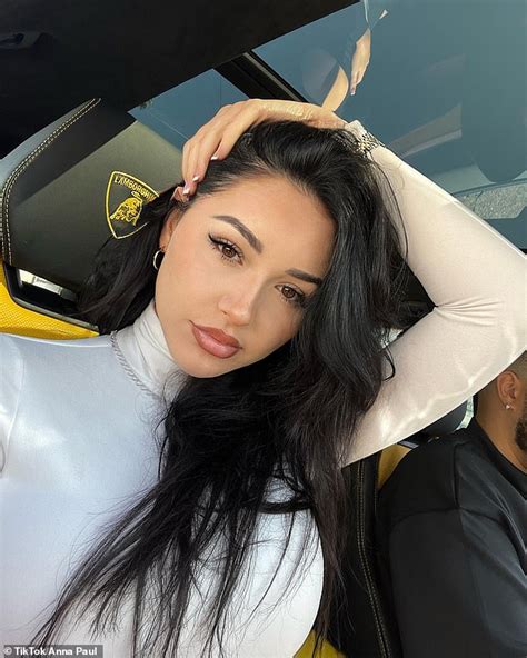 Mo (OnlyFans) #1