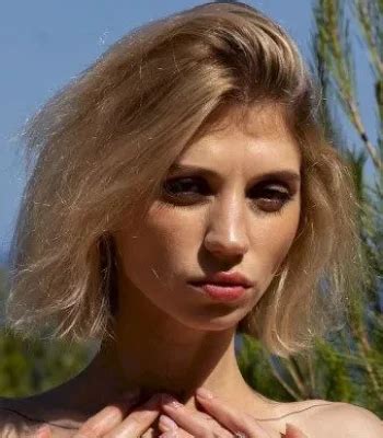 Molly Devon
