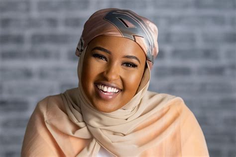 Muna Abdulahi #12