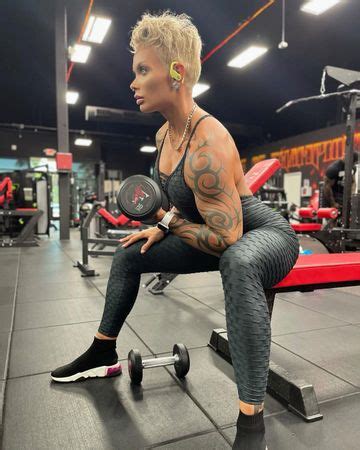 Nona Malone