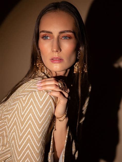 Cher Adele
