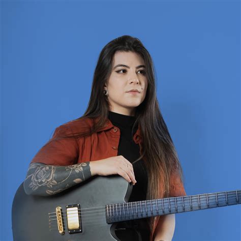 Nessa Nova