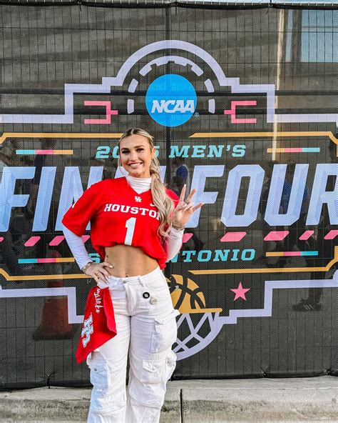 Nikolette Schmidt #12