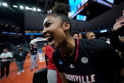Nyla Harris #16