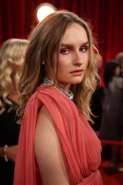 Olivia DeJonge #12