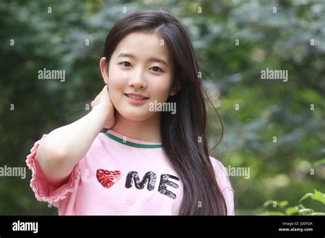 Park Si-eun