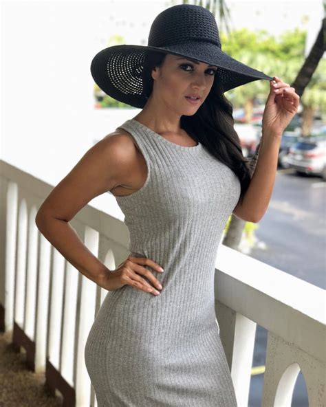 Paula Garces #12