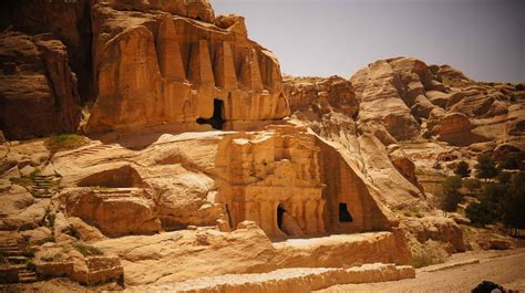 Petra E