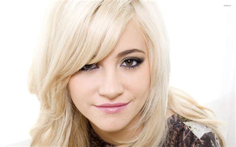 Pixie Lott #9
