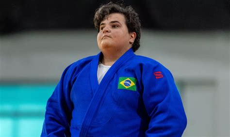 Rebeca Silva #12