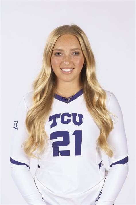 Riley Weigelt #12