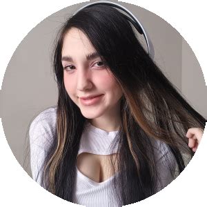 Roxy Bell #17