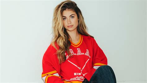 Roxy Belle