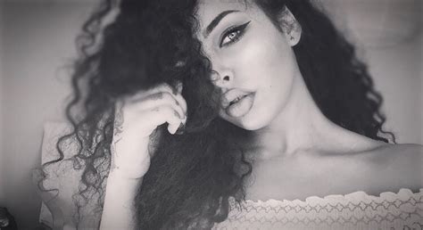 Sara Benamara #12