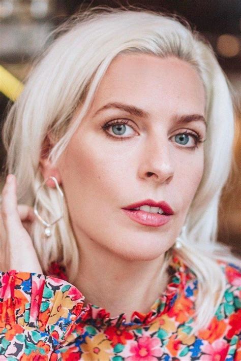 Sara Pascoe #3
