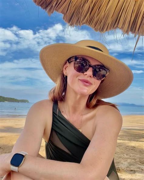 Sara Rue