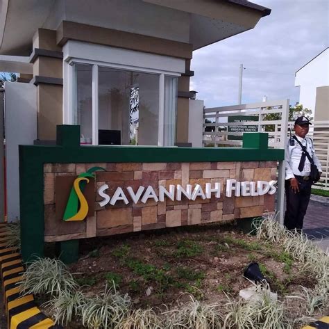 Savannah Fields