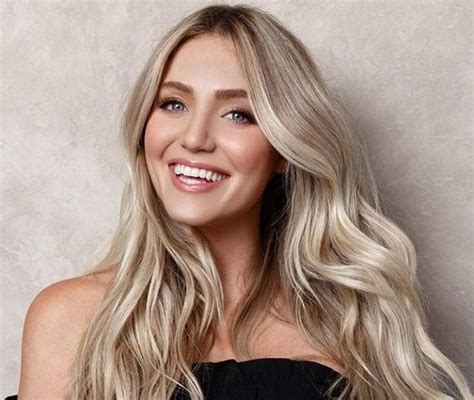 Savannah LaBrant #12