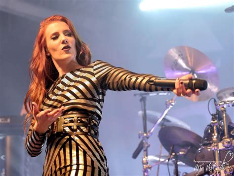 Simone Simons #16