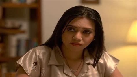 Simran Khan #8