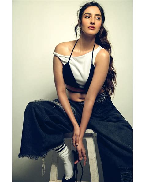 Simrat Kaur #14