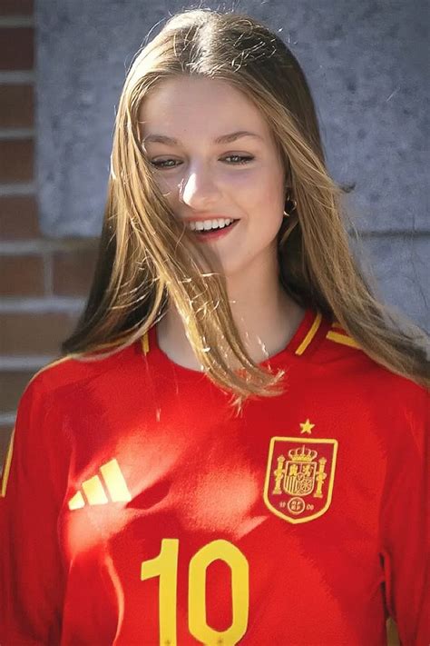 Sofia Kauderer #13