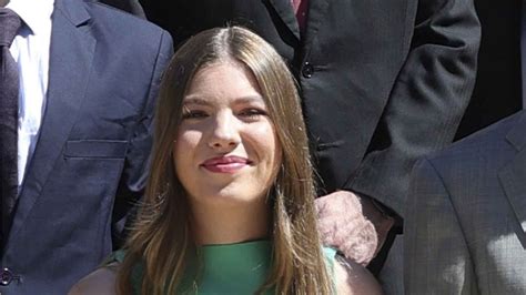 Sofia Reyes (Karups)