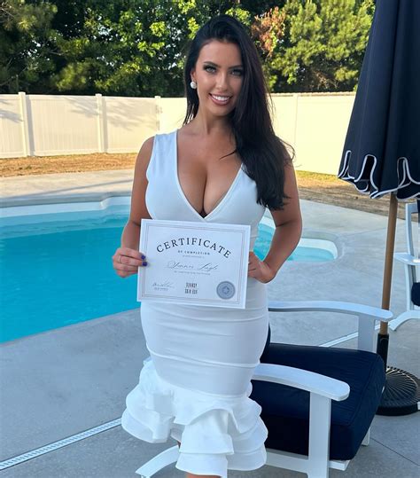 Veronica Campos