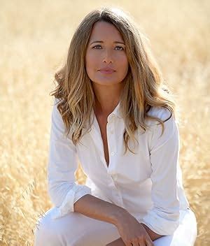 Suzanne Lanza