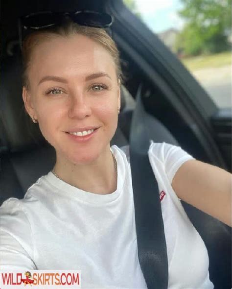 Louise Carton