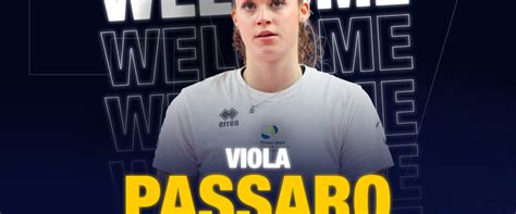 Viola Passaro #3